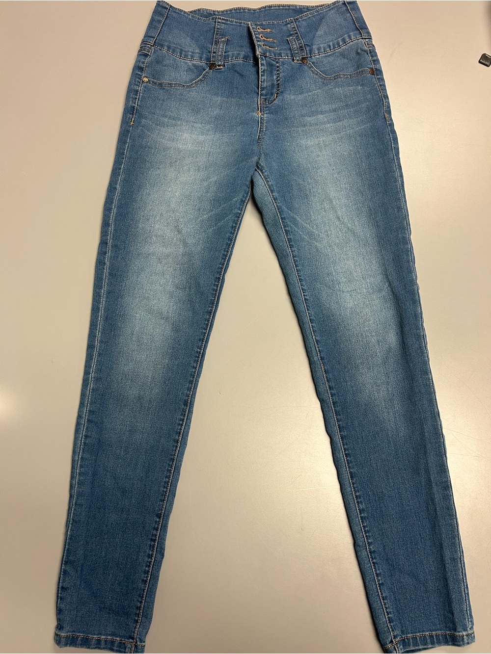 Celebrity Pink Jeans size 9